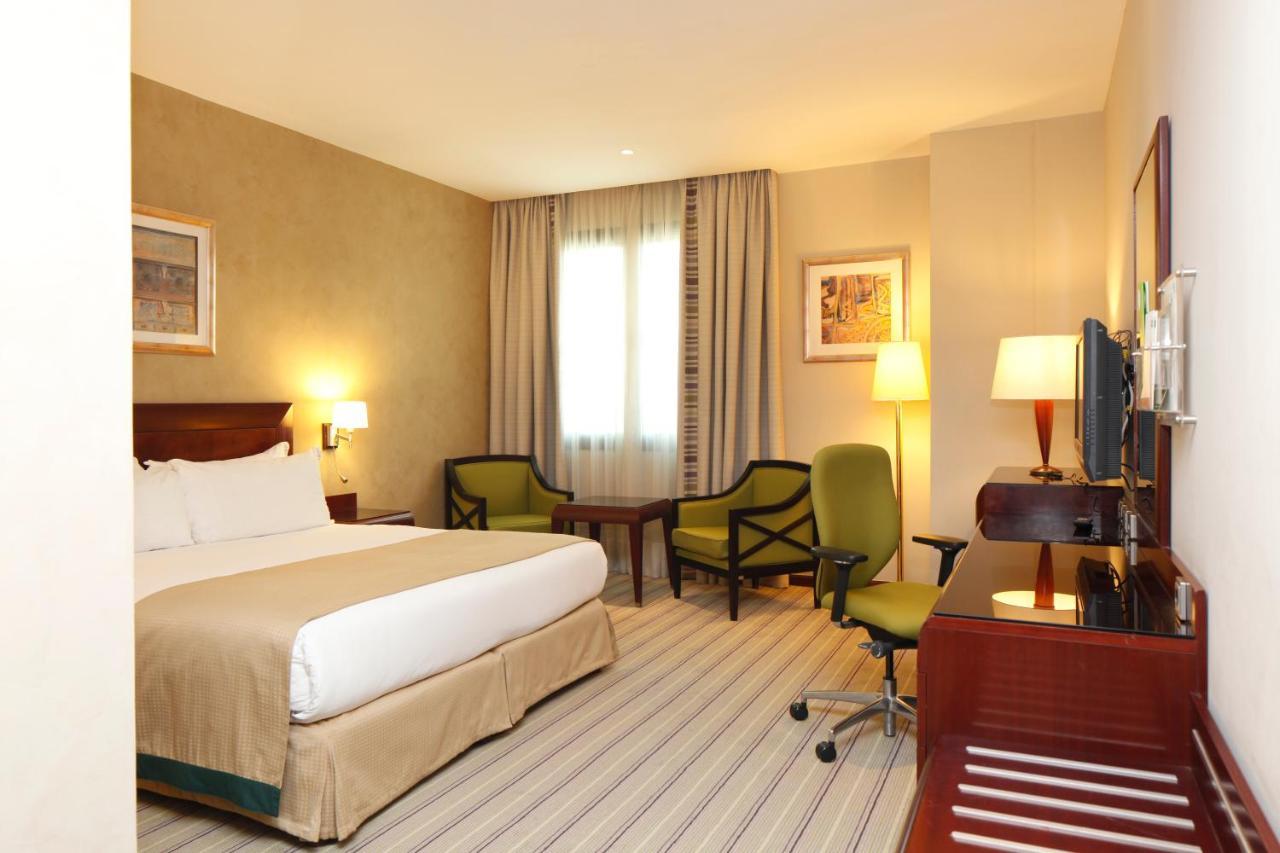 Holiday Inn Olaya By Ihg Riade Exterior foto
